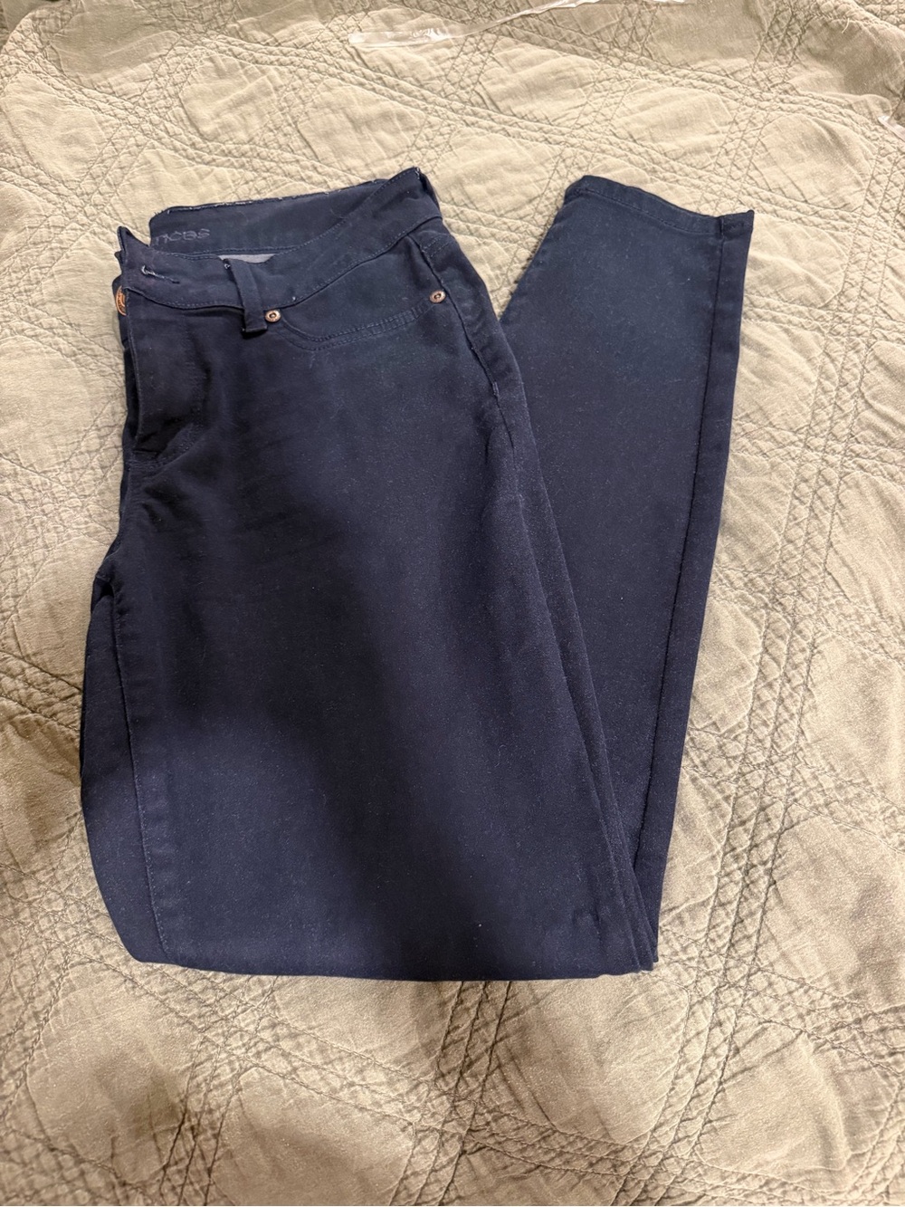 Women’s stretch colored pants